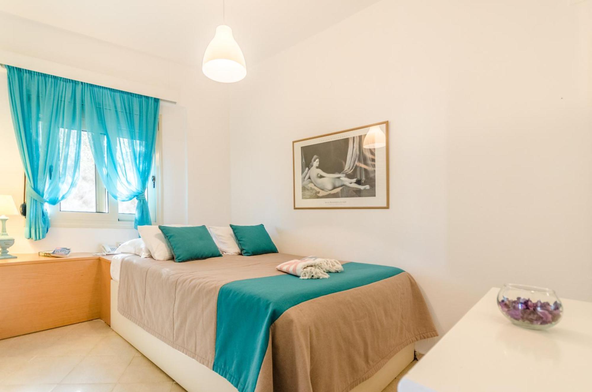 Pela Mare Hotel Agia Pelagia Exteriör bild